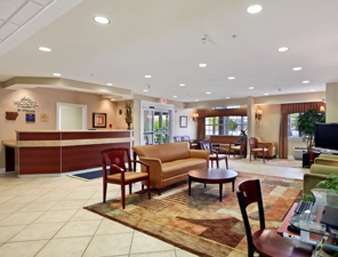 Microtel Inn & Suites By Wyndham Hattiesburg Interior photo